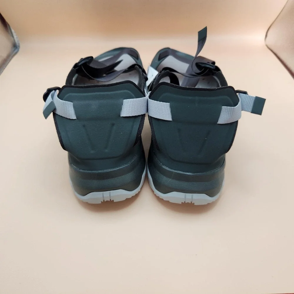 Salomon Tech Sandal Mens Size 11 Gray Outdoor Hiking Adjustable Strap Sandals